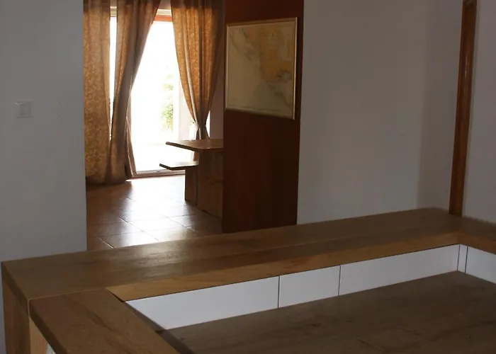 Tamaris Hidden Gem Near וילה יאדריה